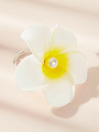 Faux Pearl Decor Flower Ring